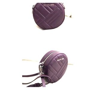 Michael Kors Canteen Crossbody